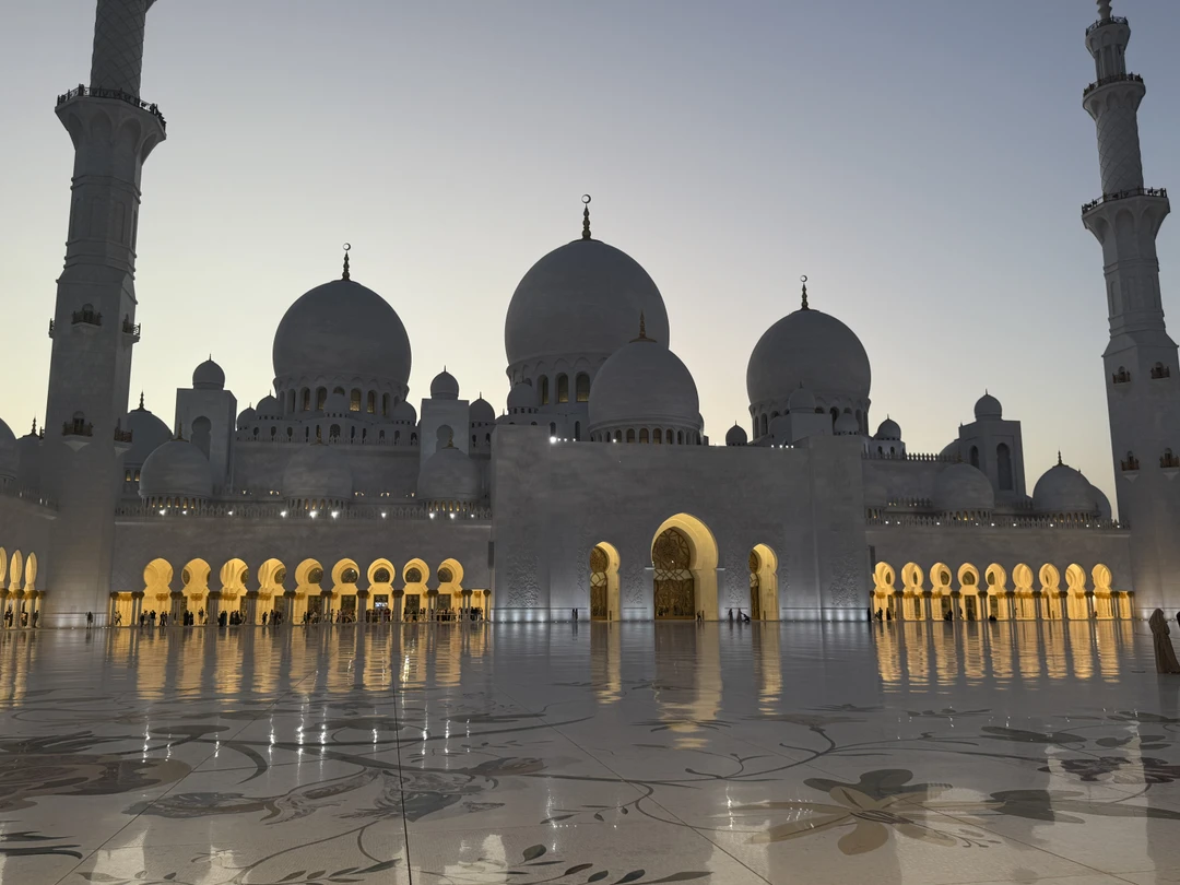 Из Дубая к красотам Абу-Даби - столицы ОАЭ (Яна)