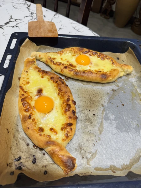 Одно из самых ярких впечатлений от поездки в Тбилиси - побывали в гостях у грузинской семьи