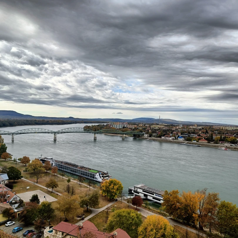 Прекрасная экскурсия, нас в группе было всего 3 человека и это было здорово и чувствовалось как