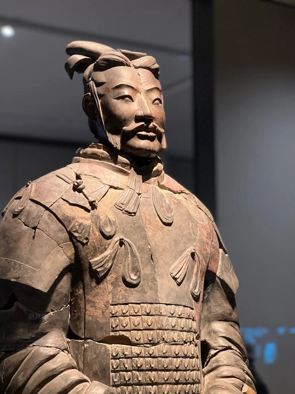 Экскурсия была насыщенной, интересной и познавательной. Гид поделился увлекательными фактами и легендами, а также помог почувствовать