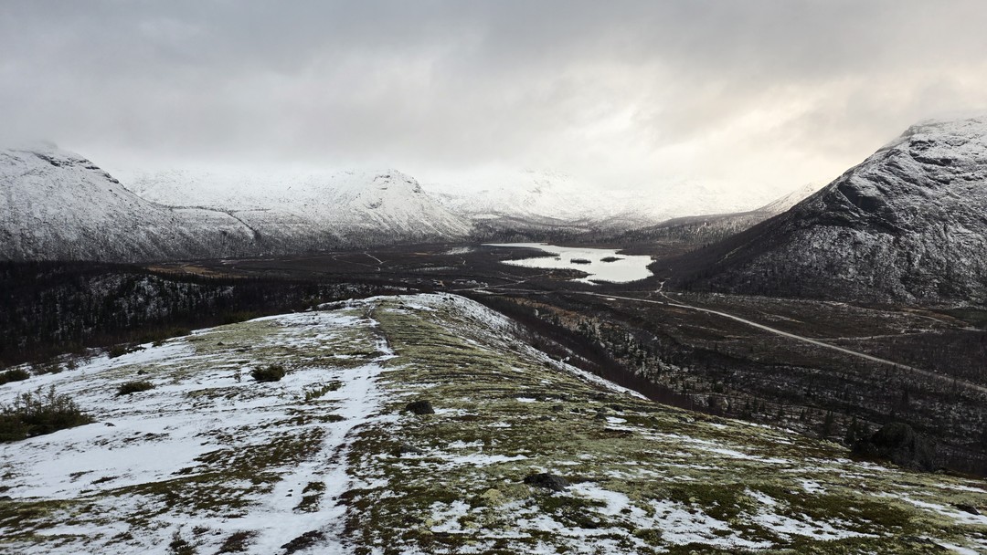 Глеб прекрасный рассказчик. Все очень интересно, познавательно, наглядно! Знает и любит свой край