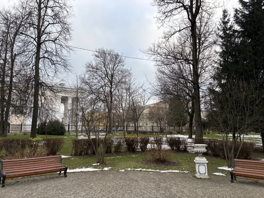 Спасибо Виктории за познавательную прогулку! Отмечу удачный подбор материала и уверенную, непринужденную подачу👍