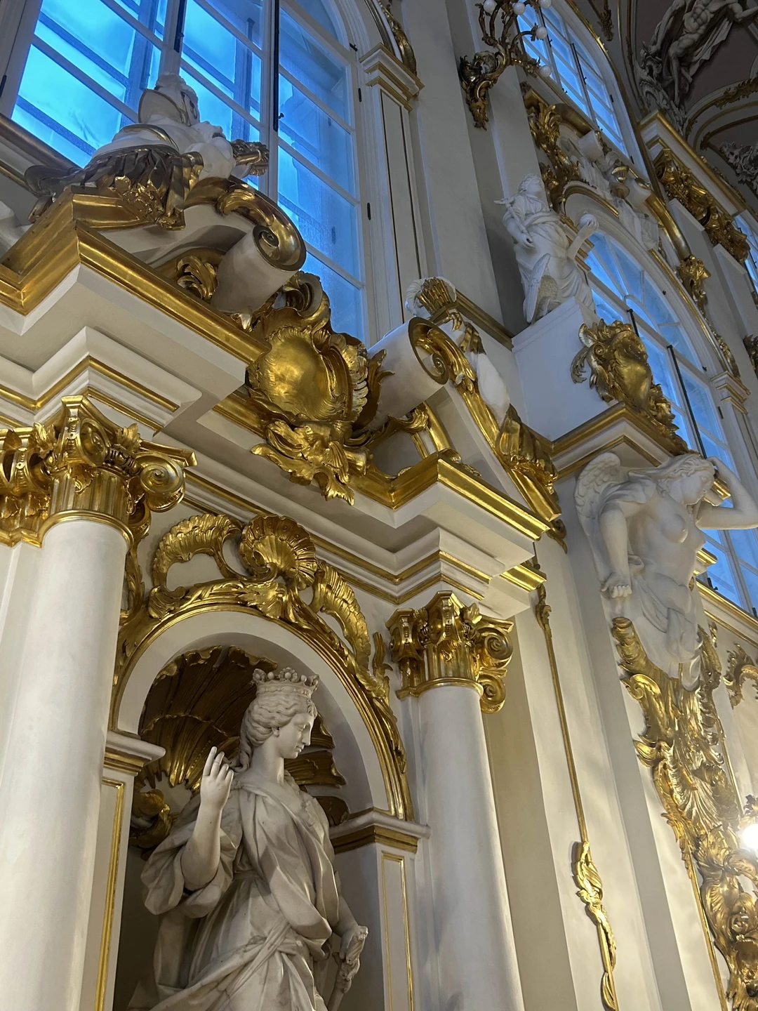 Эрмитаж: самое важное за 2 часа в мини-группе (билеты без очереди включены) (Лия)