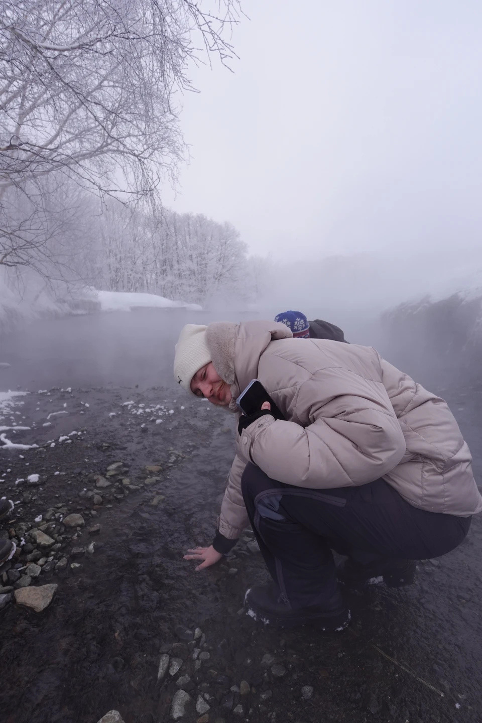Владислав - отличный гид! Подарил нам незабываемую предновогоднюю Камчатку. Увлекательно, креативно рассказал много интересной информации о