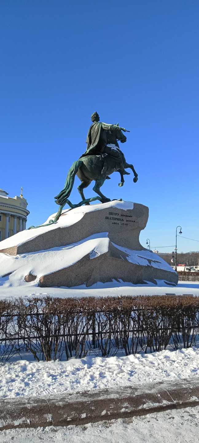 Нам с женой очень понравилось. Большое спасибо Александру. Замечательная экскурсия и отличный гид. Узнали много интересного