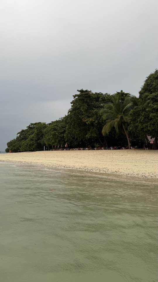 Очень насыщенная программа - много локаций, отличные гиды. С погодой повезло - большую часть времени солнечно
