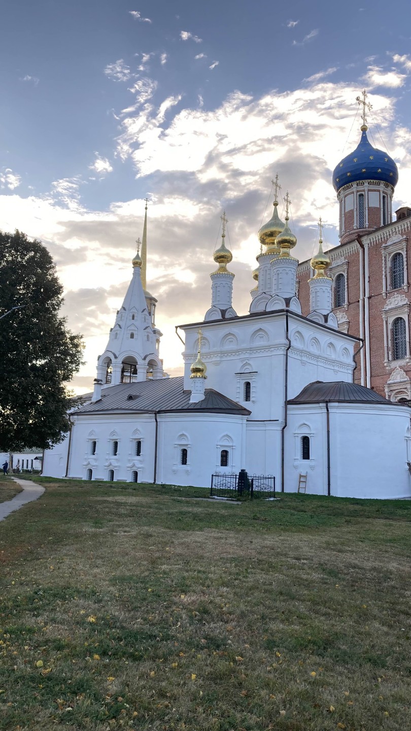 Экскурсия по Рязанскому кремлю + подъём на Соборную колокольню (Мария)