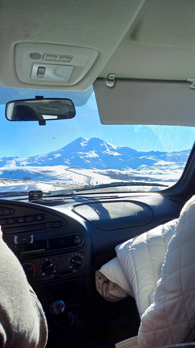 Организация на высоком уровне. В кратчайшие сроки подбрали попутчиков и скорректировали маршрут с учетом погодных условий.