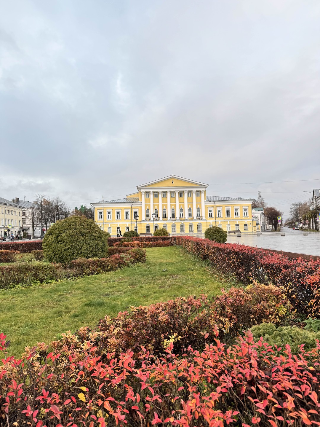 По Костроме на автомобиле и пешком (Анастасия)