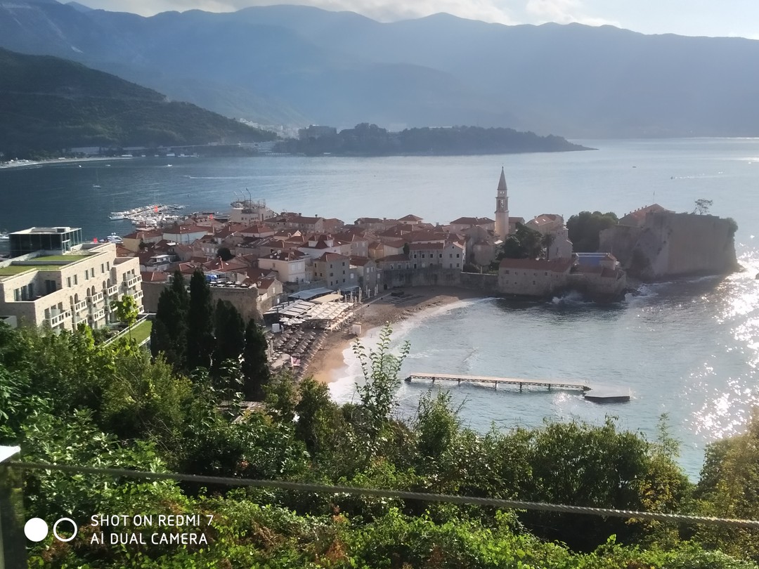 Добрый вечер, дорогие друзья-путешественники!