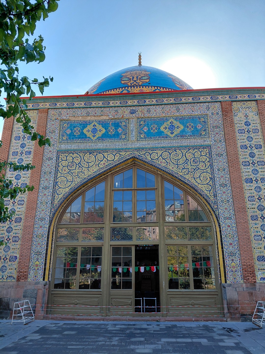 Рекомендуем замечательную экскурсию, где вы узнаете много интересного об историческом прошлом Еревана и про кофе!