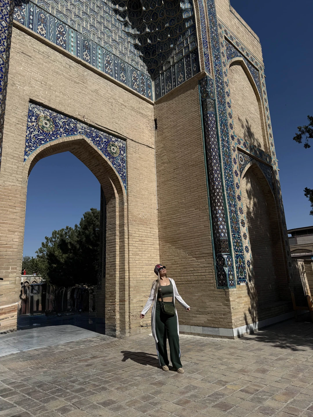 Парвиз очень понравился нам все доступно, интересно. Увидели все что хотели. Спасибо