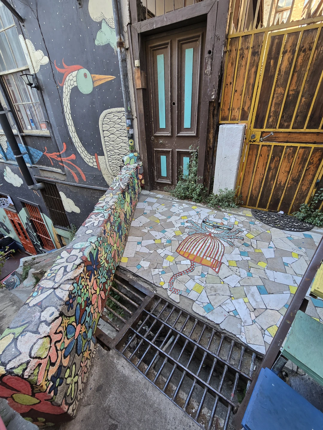 Спасибо Марату за прекрасно проведённый день! Он не только провел интересную экскурсию, но и помог решить