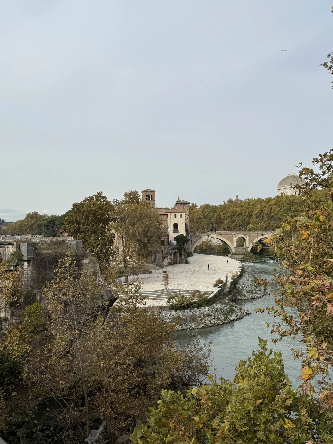 Экскурсия была замечательной! Прежде всего хочу отметить ответственность Елены, она пришла раньше на место встречи, прислала