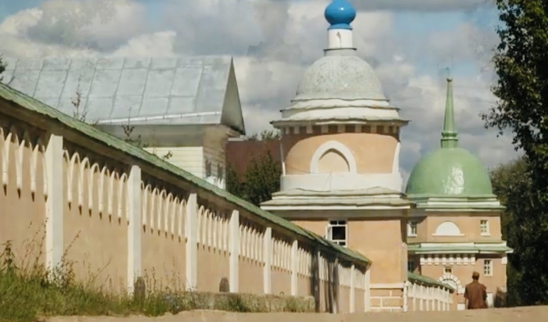 Благодарю организаторов и прекрасного профессионального экскурсовода Анну за душевность и прекрасно поданный материал. Я хотела разобраться