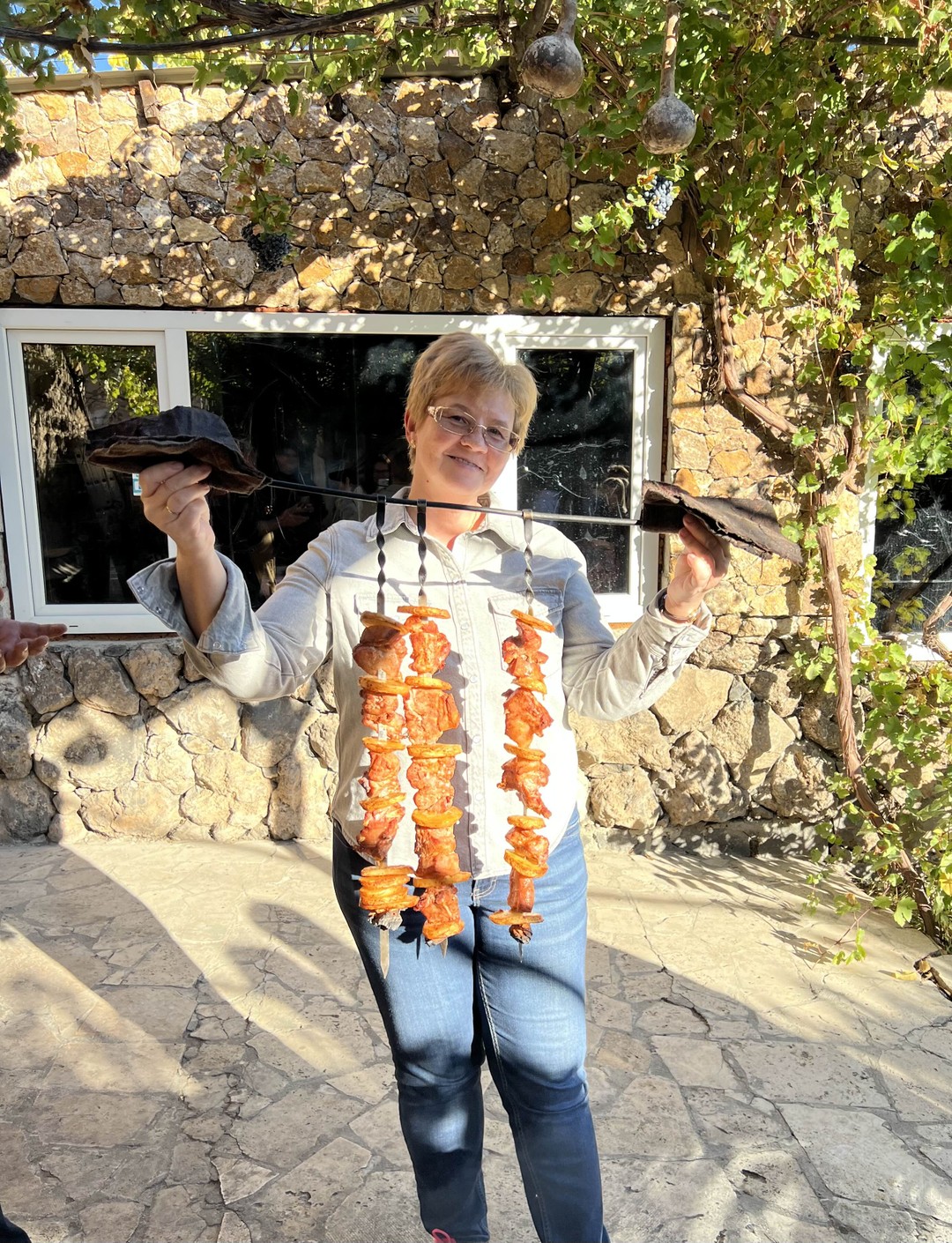 Ездила с Ириной на две прекрасные, очень интересные экскурсии. Всё очень- очень понравилось! Чудесный гид, душевный