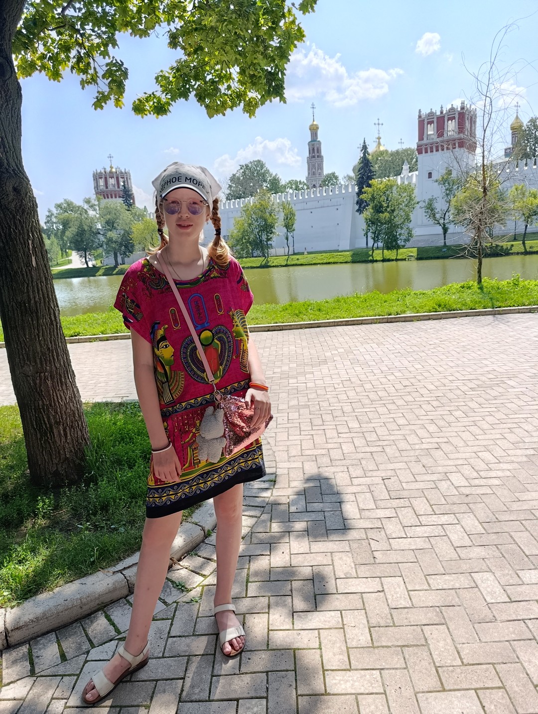 Была с детьми-школьниками на экскурсии, и я и дети в восторге! Было очень жарко, но формат