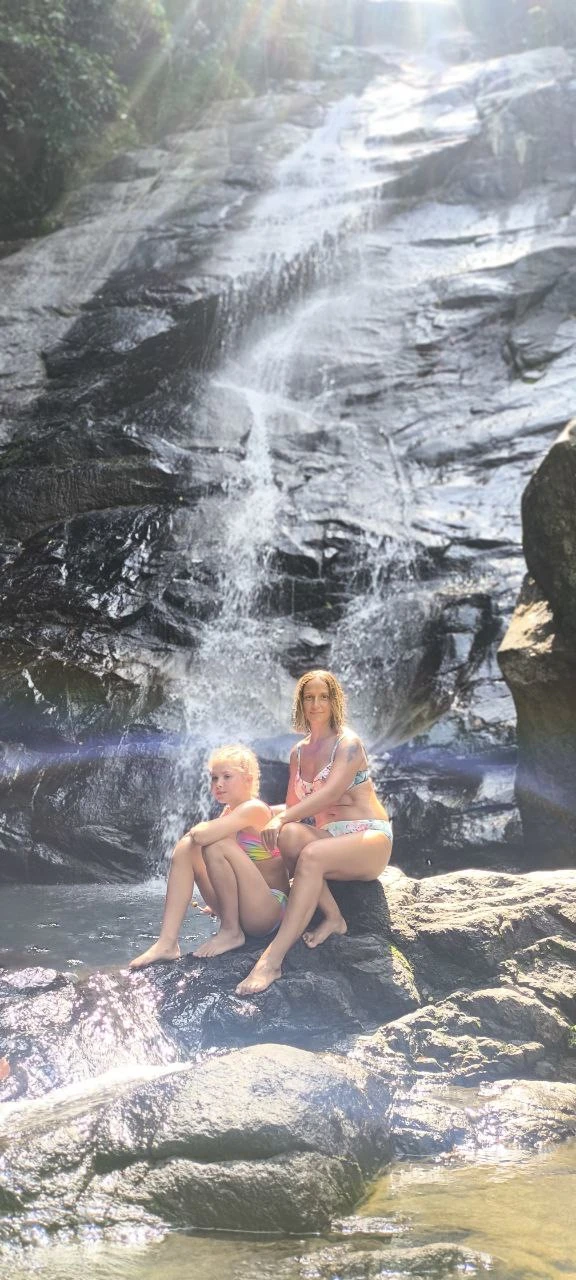 Организация как всегда на высоком уровне. Очень комфортная машина для всей семьи. Гид Сергей хорошо знает