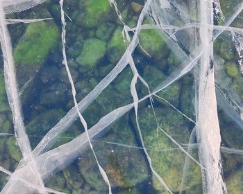 Пузырчатый лёд, обед в бурятской деревне, Тажеранская степь и Долина каменных духов