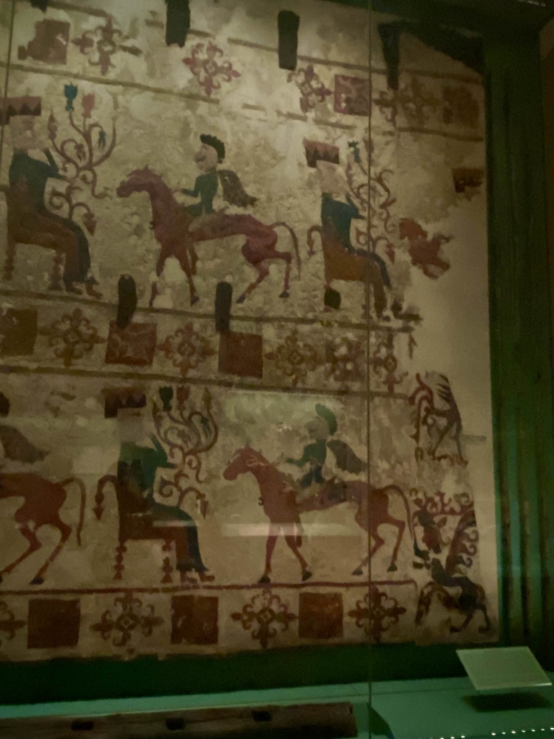 Ооочень интересная экскурсия с потрясающей Марией. Два часа пролетели незаметно, хотелось слушать и рассматривать первобытное искусство еще и еще!