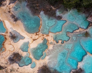 Источники Хуанлун - логово Жёлтого дракона