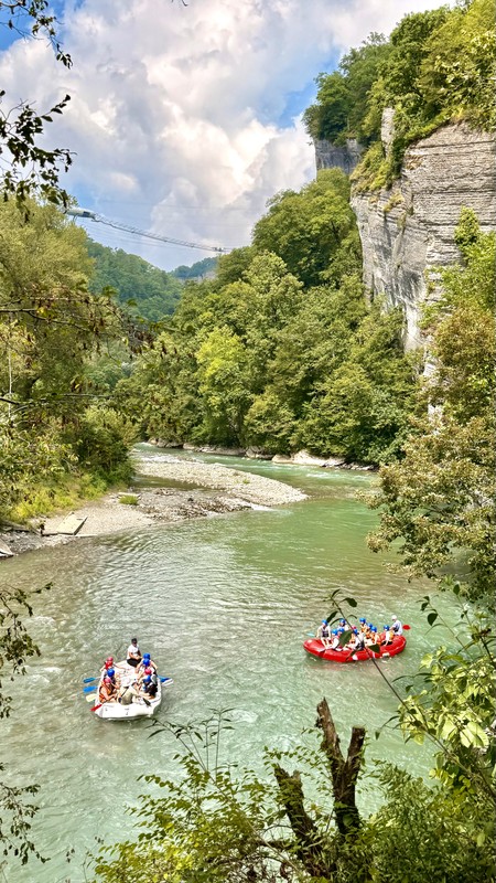 Взлететь к облакам - узнать Красную Поляну
