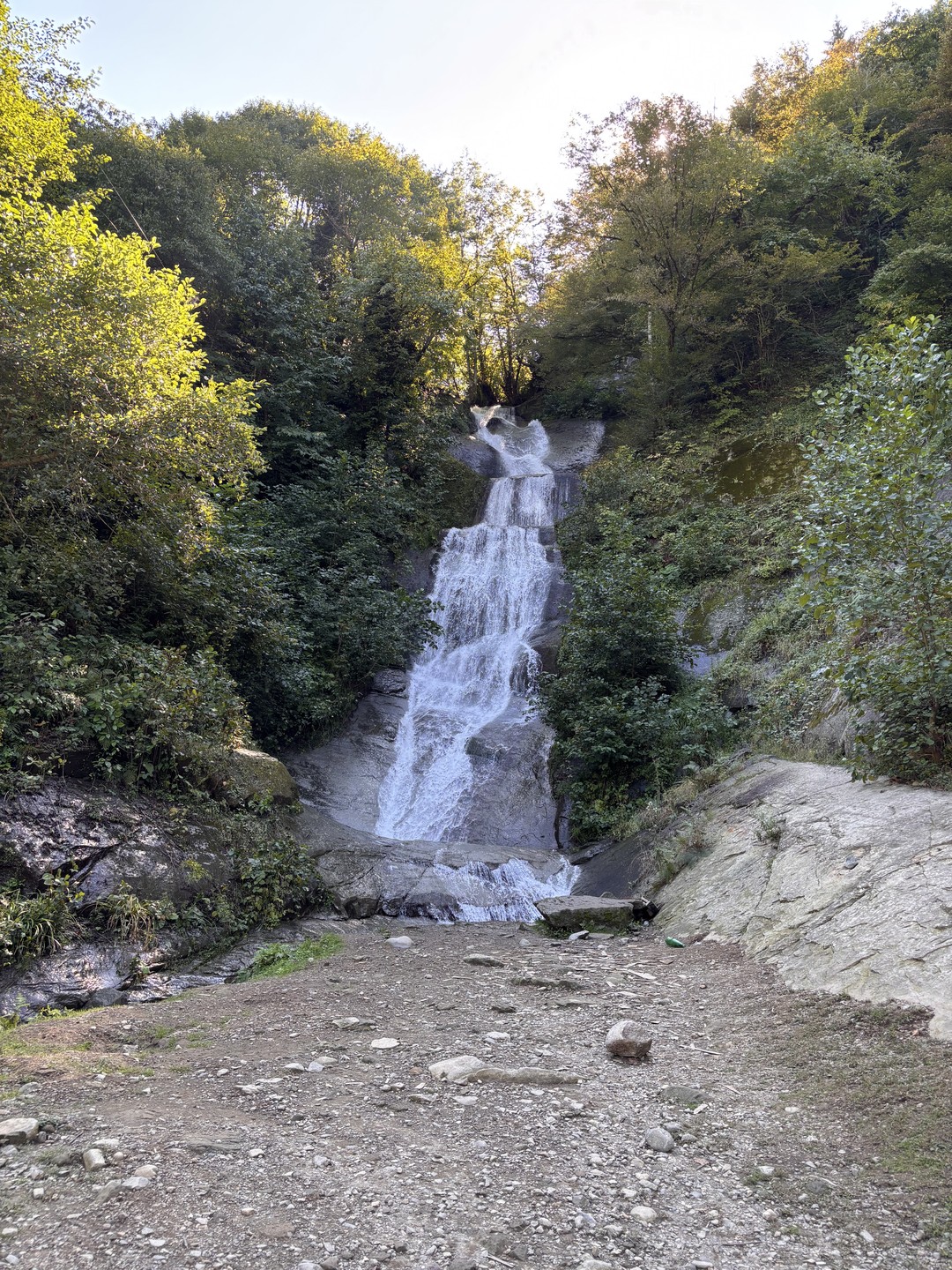 Мачахельское ущелье и грузинское застолье за 1 день (Яковлев)