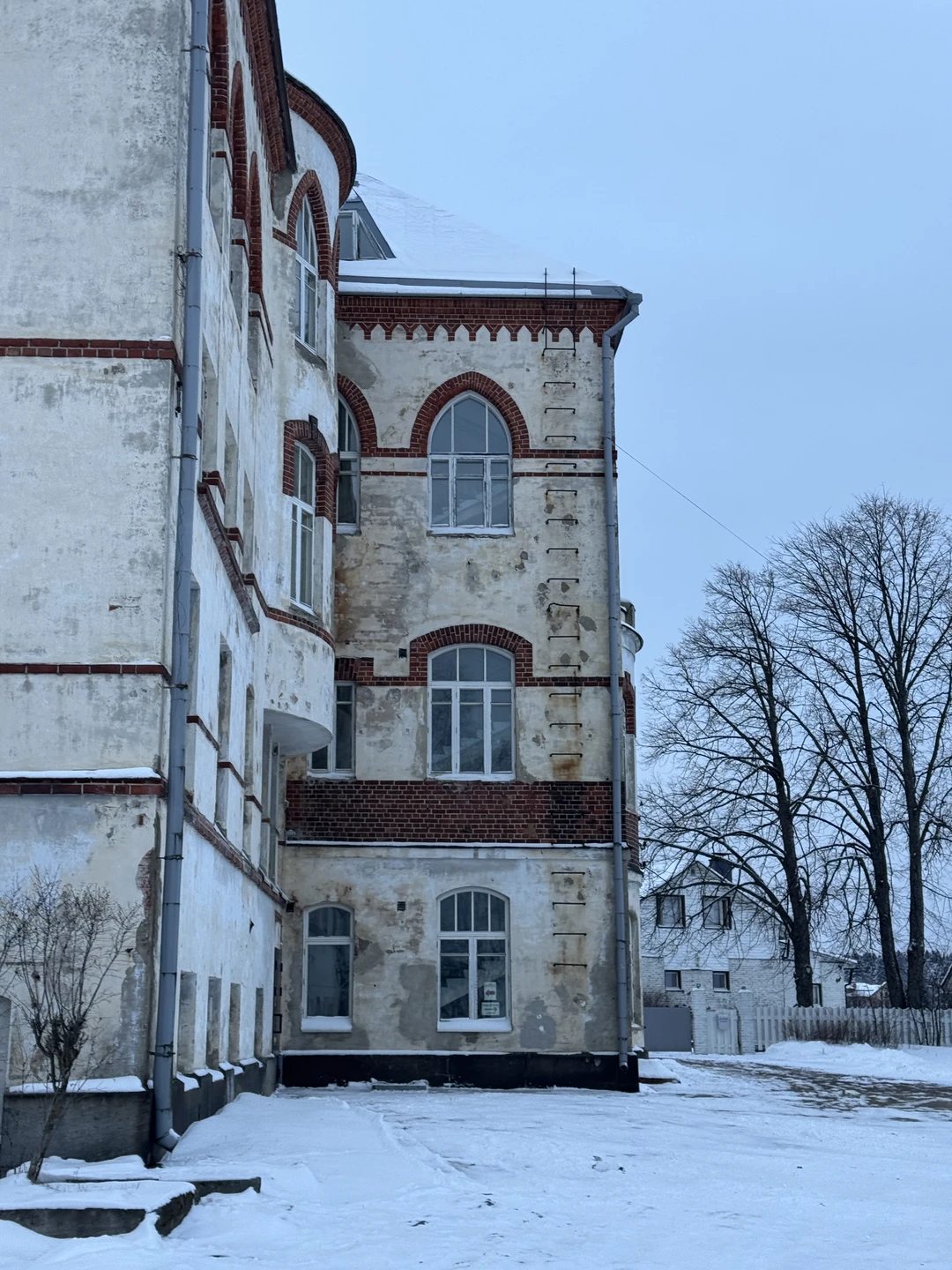 Тут нечего сказать, Людмила нашла свою фишку и она работает. Мы прочли отзывы про карельский наряд