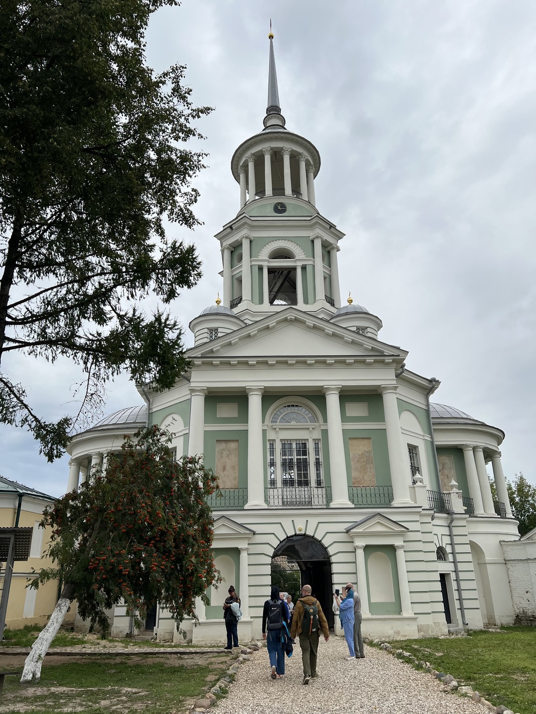 Ольга, спасибо большое за интересный рассказ об истории города Торжок! Экскурсия очень понравилась!!! Все было изложено