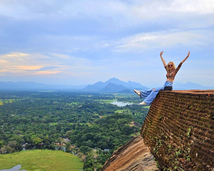 Максимум впечатлений на Шри-Ланке: активное путешествие с сафари, подъёмом в горы и пляжным отдыхом