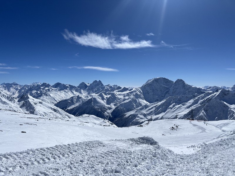 Незабываемое путешествие на Эльбрус! Это была главная цель нашего путешествия на Кавказ, и она была достигнута
