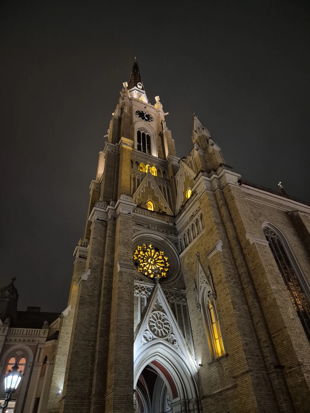 Нашем гидом была Елена. Экскурсия превзошла все ожидания, было очень интересно слушать историю Сербии и Нови-Сада