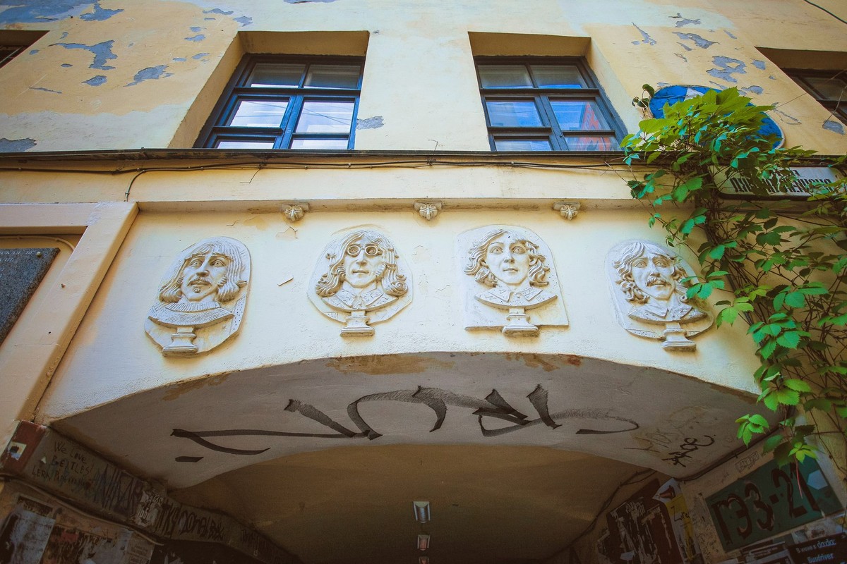 Фото Петербург бунтарей: гопники, рокеры, классики