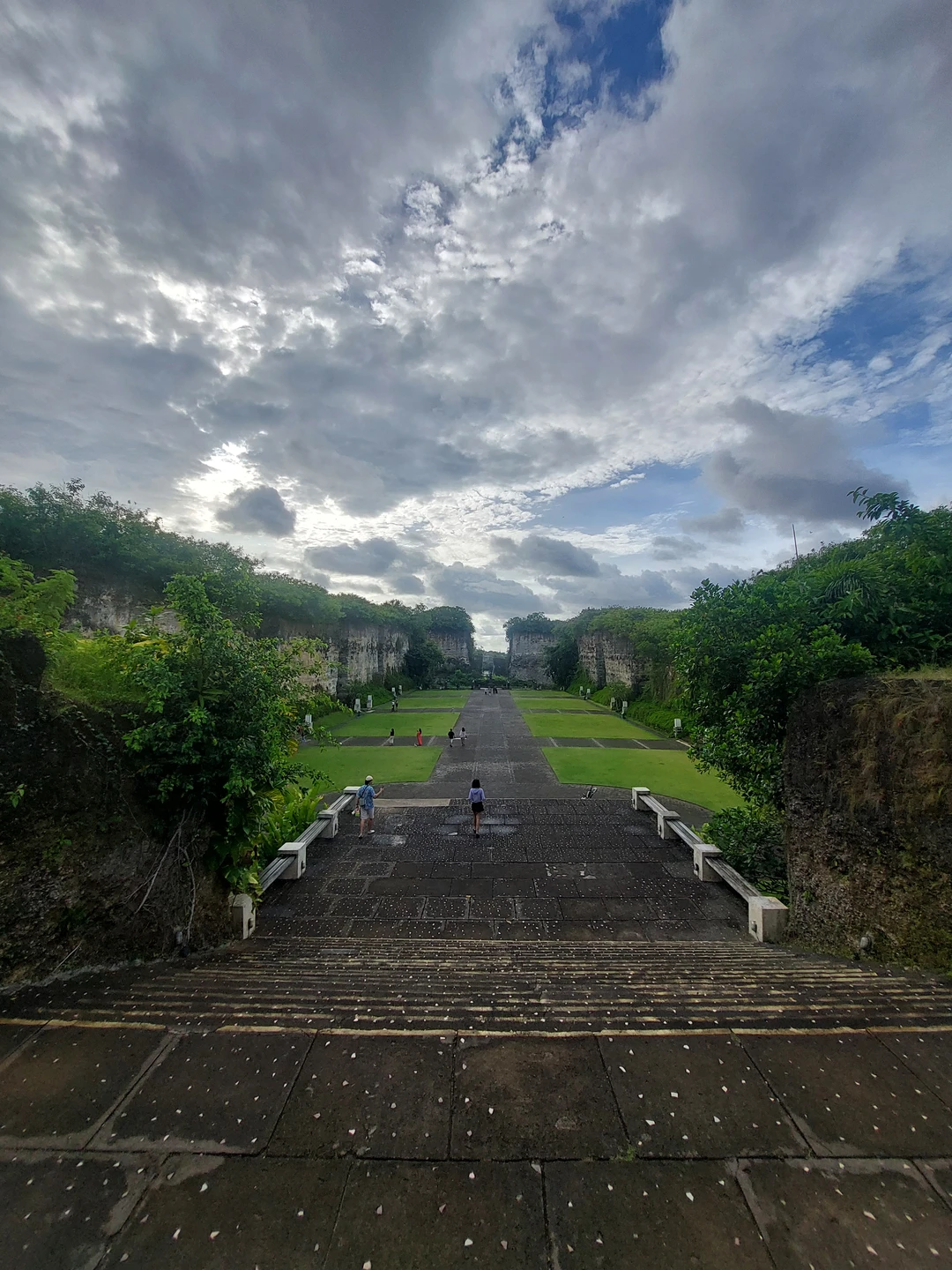 Экскурсия с душой, Роми очень душевный и смешной гид