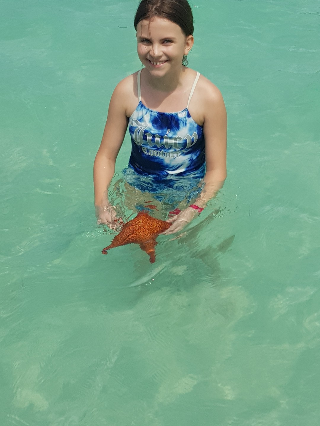 Семья 5 человек, двое детей 7 и 11 лет