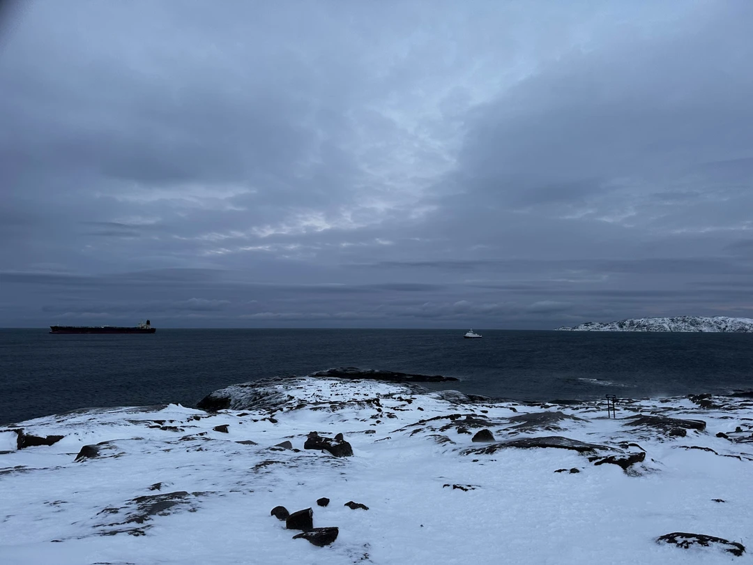 Антон очень интересный рассказчик, спасибо за море информации, изложенной в очень простой и понятной форме! Красоты