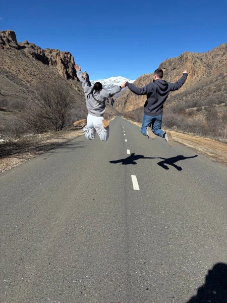 Эта экскурсия — настоящее сокровище, которое откроет вам душу древней Армении за один незабываемый день! Маршрут