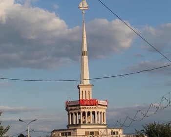 Памятник стрельцам, храм Иоанна Предтечи, катер «Гаситель» и кладбище Россошки
