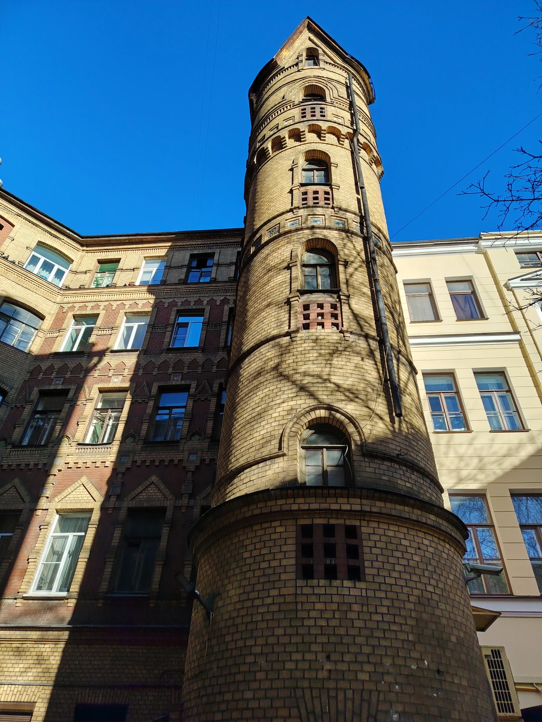 Интересная экскурсия, повезло, что в группе было всего 5 человек, гид Екатерина подробно рассказывает, на все