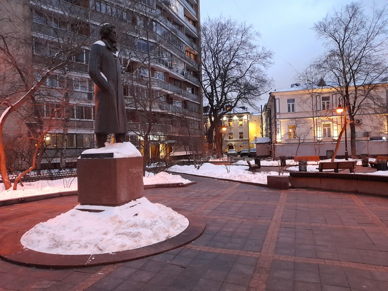 Любовь великих: авторская экскурсия по центру Москвы (18+)
