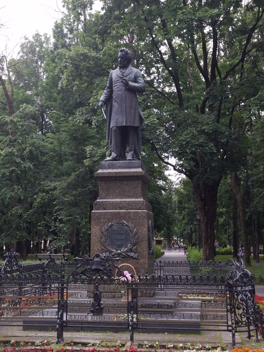 Спасибо экскурсоводу Александре за прекрасное знакомство с городом. Рассказала основные вехи истории, показала интересные места и