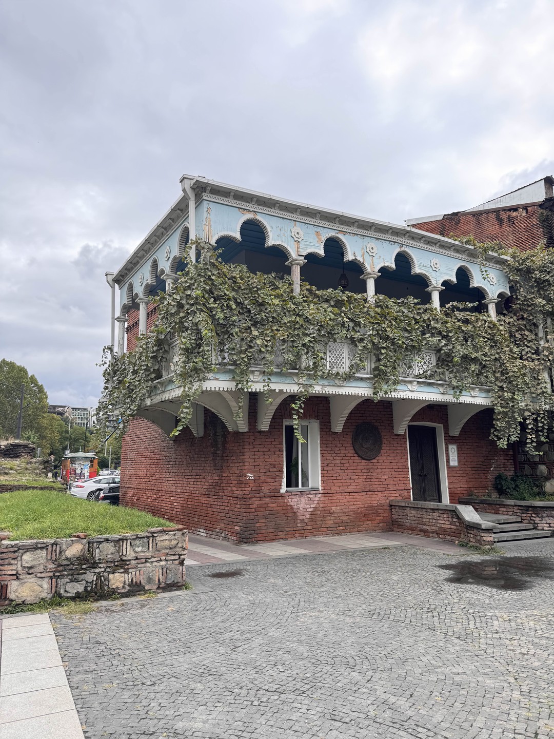 Ну как не полюбить Тбилиси (Лидия)