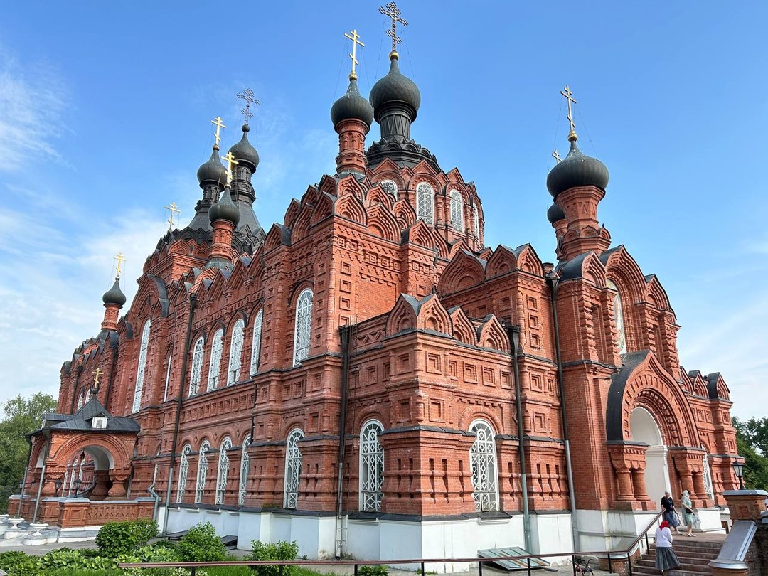 Наше путешествие по святым местам (Оптина пустынь-Клыково-Шамордино), организованные Натальей и экскурсоводом Анной наполнило нас новой очень