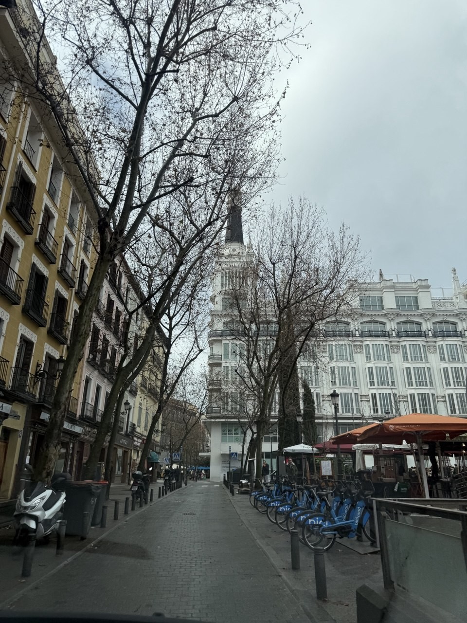 Экскурсия по Мадриду на машине с Ильёй стала настоящим открытием