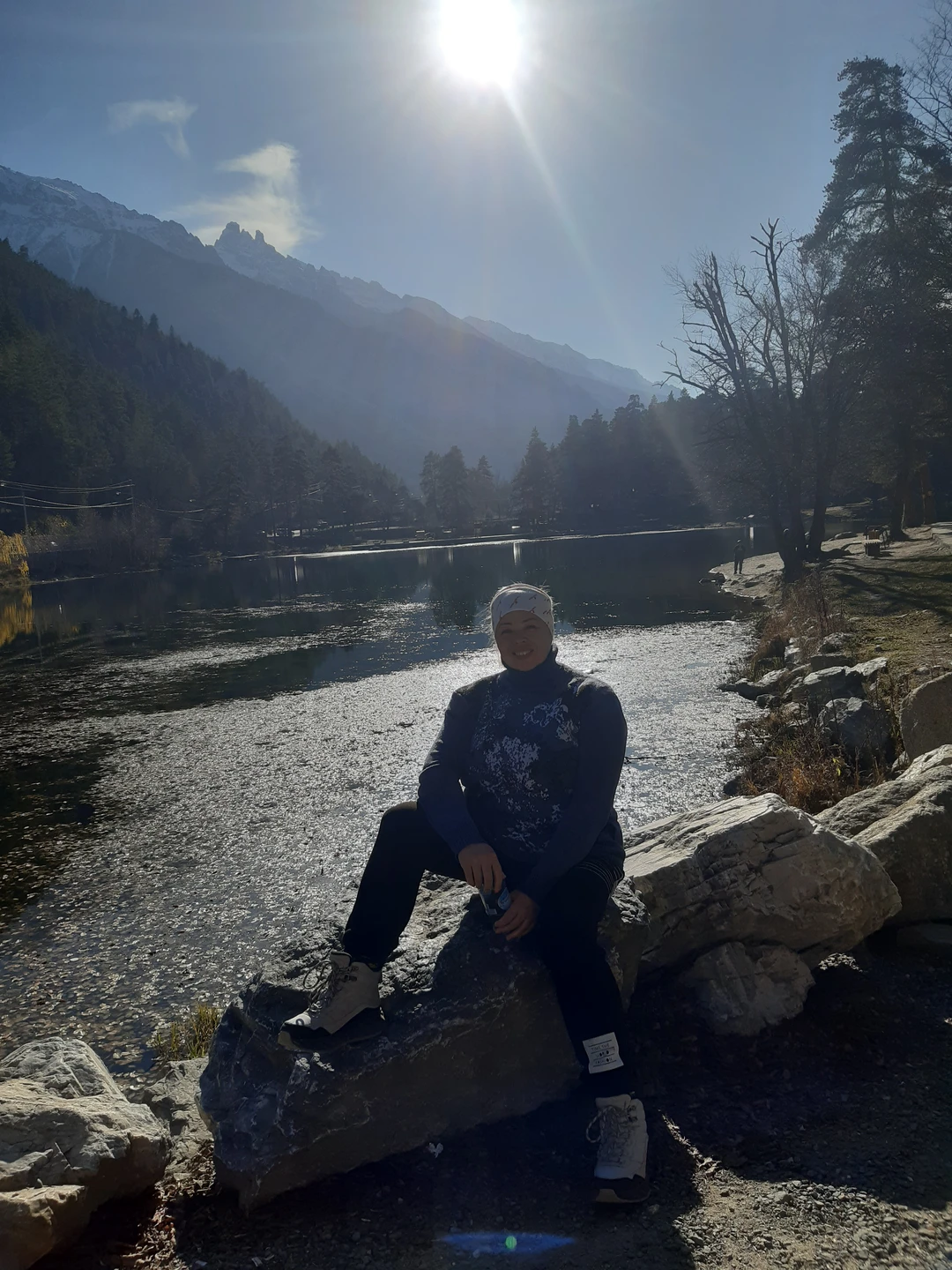 Экскурсию для нас провел Павел. Хороший рассказчик и водитель. Комфортный автомобиль. Сидели на заднем сиденье, все