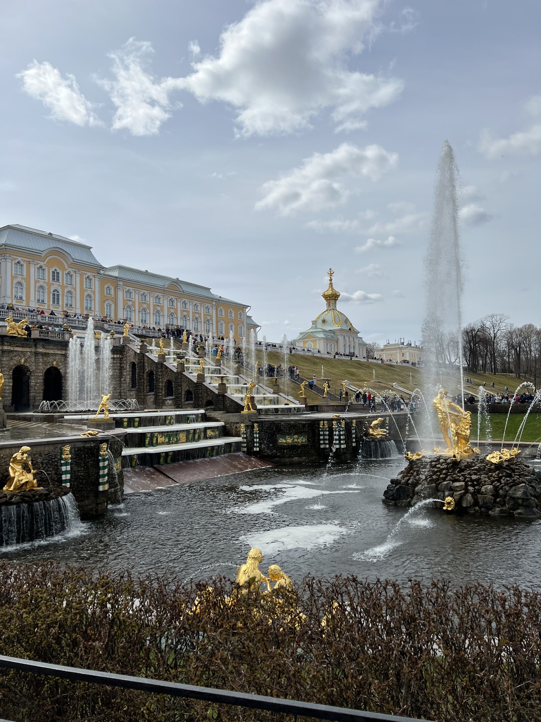 Дворцы, великолепный парк и фонтаны Петергофа (Екатерина)