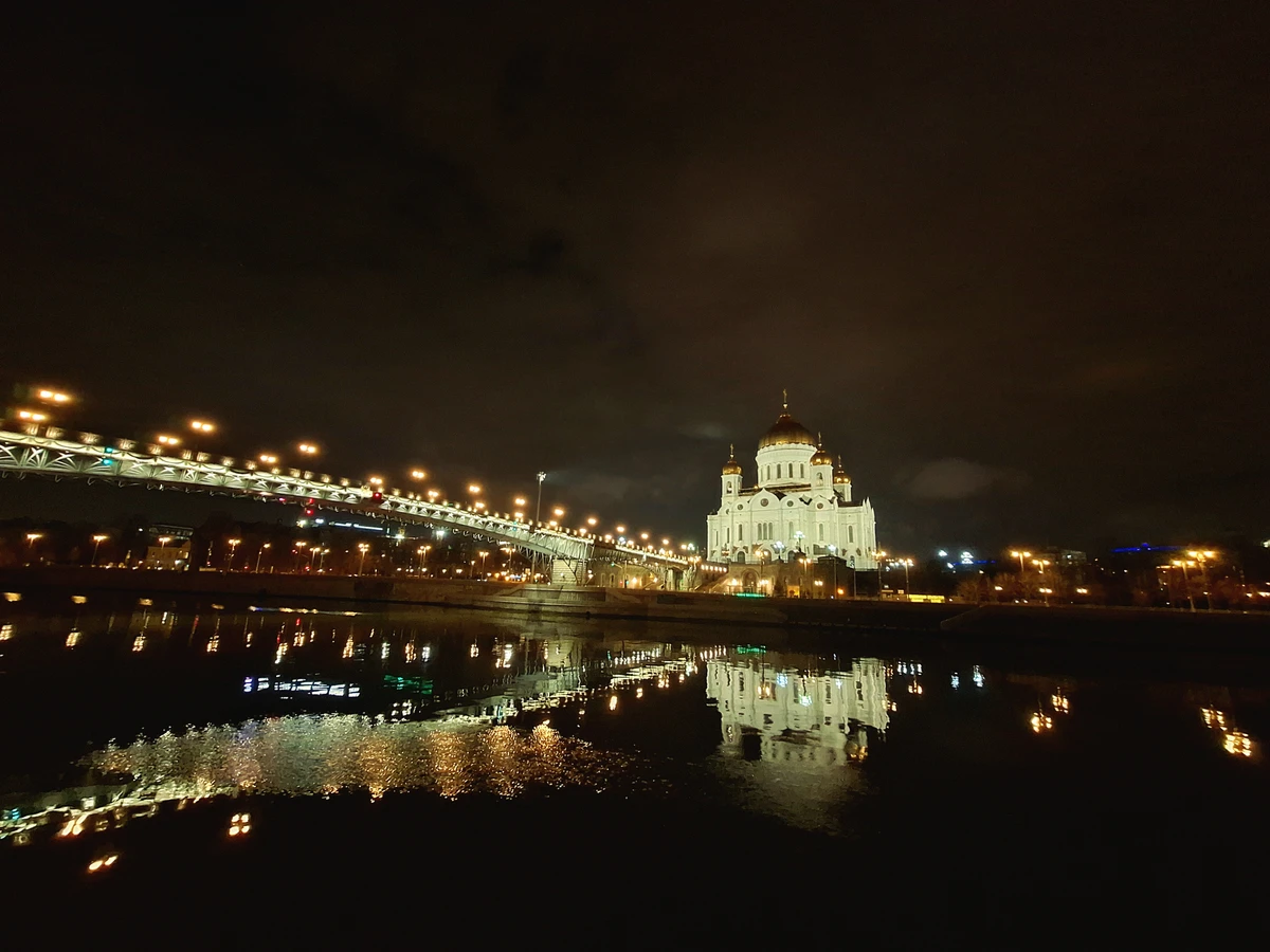 От таинственных палат до ГЭС-2