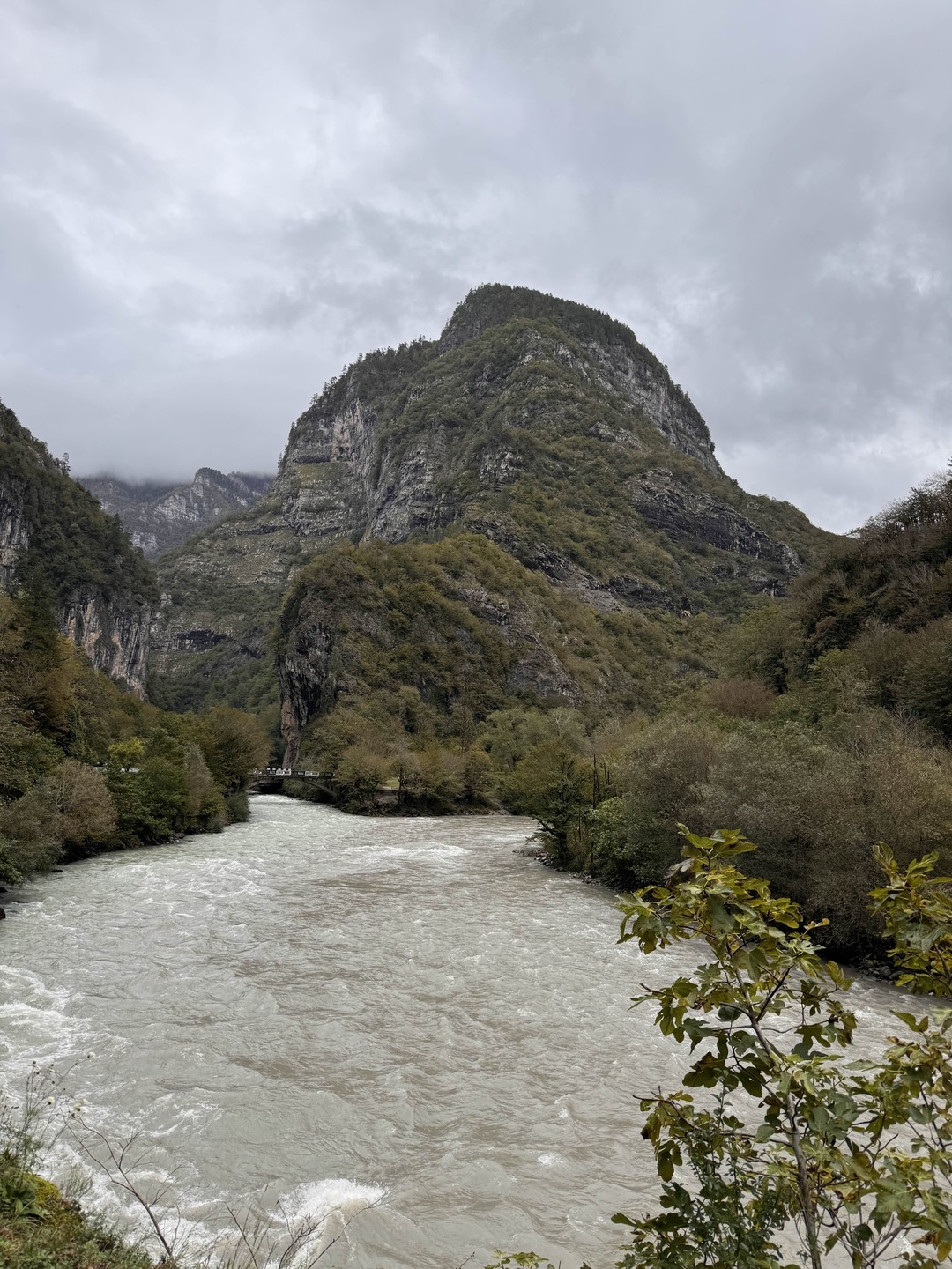 Индивидуальная экскурсия по солнечной Абхазии (Ирина)