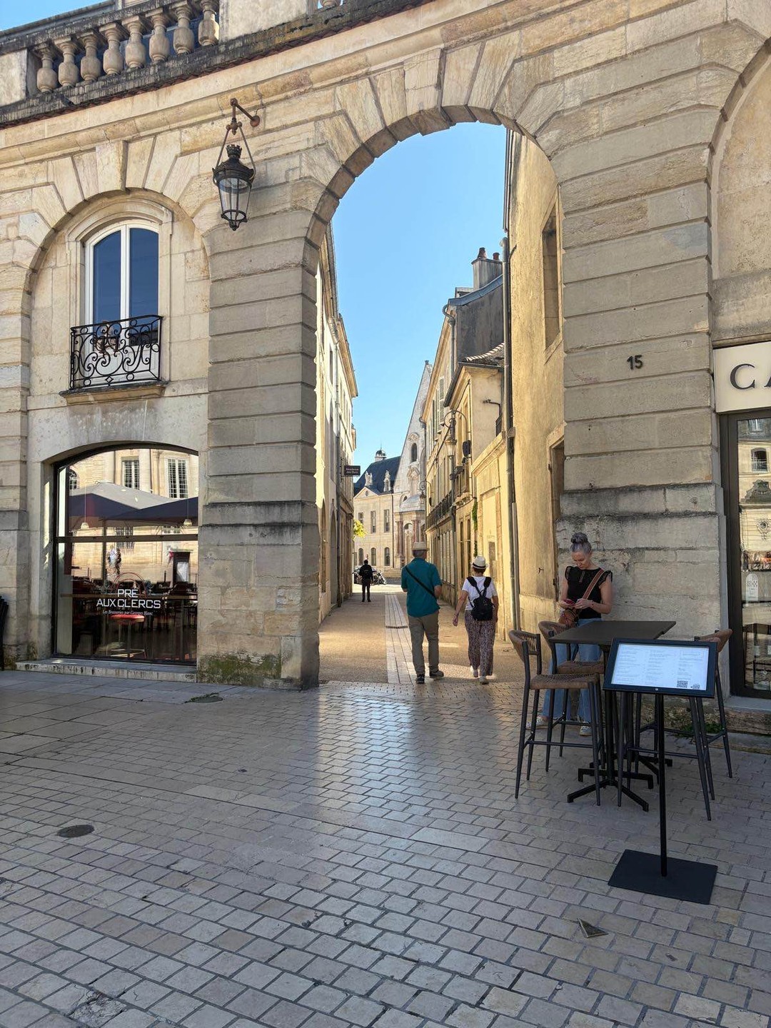 Незабываемая экскурсия, шикарный вечер со слепой дегустацией винтажных вин! Спасибо большое за отличную организацию и креативную