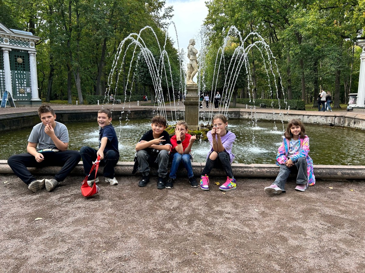 Мир изящных фонтанов Петергофа (5/9)